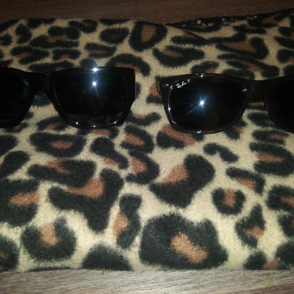 2 pairs ray bans sun glasses - Picture 6 of 6
